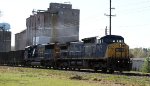 CSX 7671 leads train K760-21